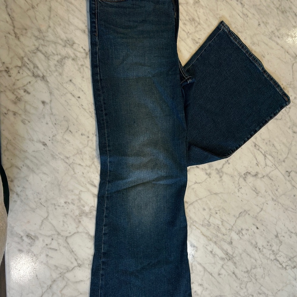 Levi's Ribcage Bell Jeans